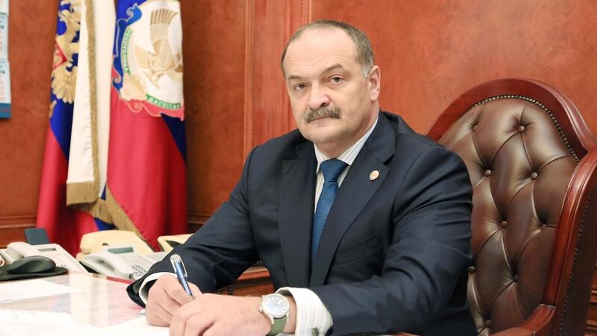 Сегодня свой день рождения отмечает Глава Республики Дагестан Сергей Меликов.